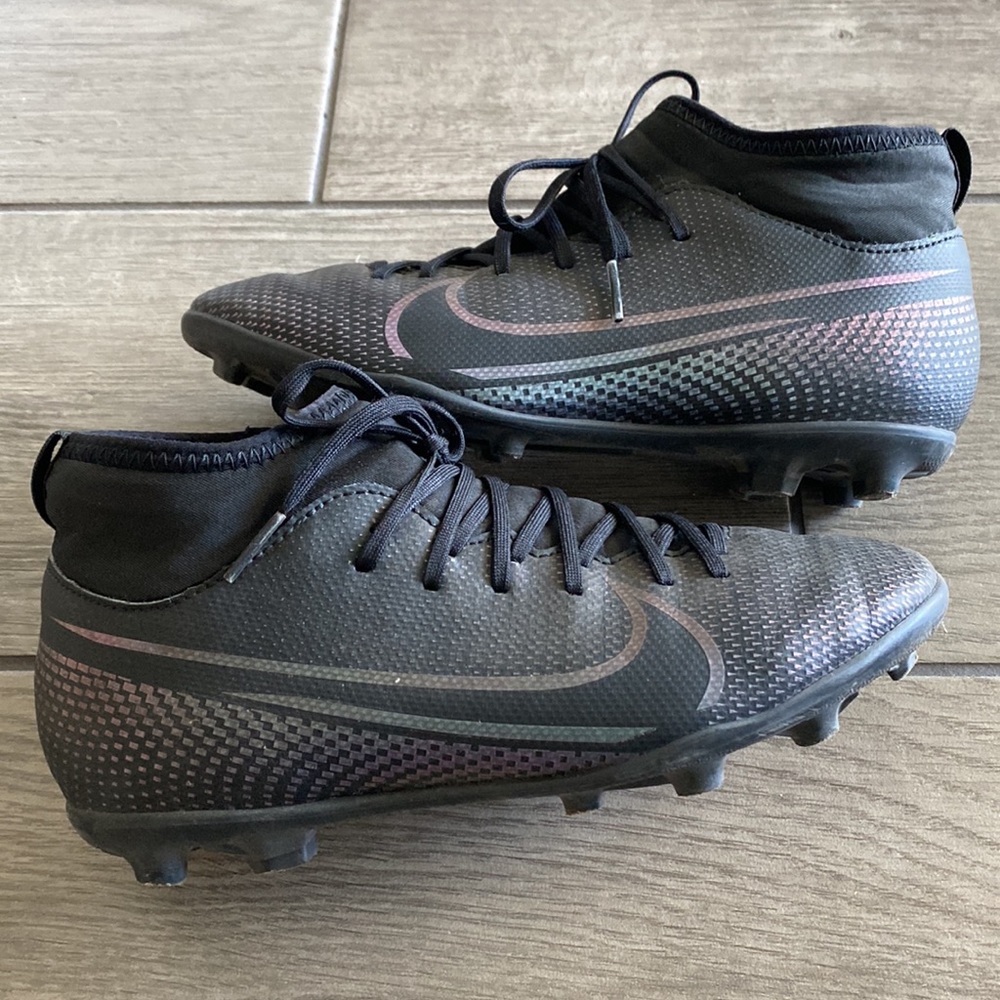 Boys Nike Mercurial Soccer/Football Cleats - Black/Iridescent